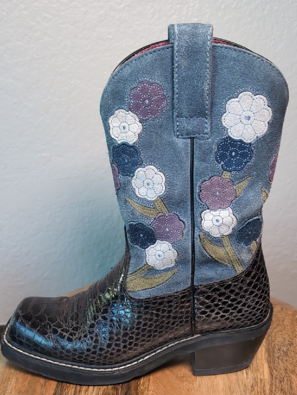 Ariat DollBaby Floral Suede Cowgirl Western Boots - Picture 5 of 14